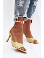 Lakované dámské nazouváky na podpatku Žluté Lirissa Lakované dámské nazouváky na podpatku Žluté Lirissa