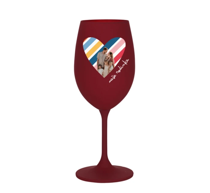 Personalizovaná sklenice s výřezem fotky na podkladu