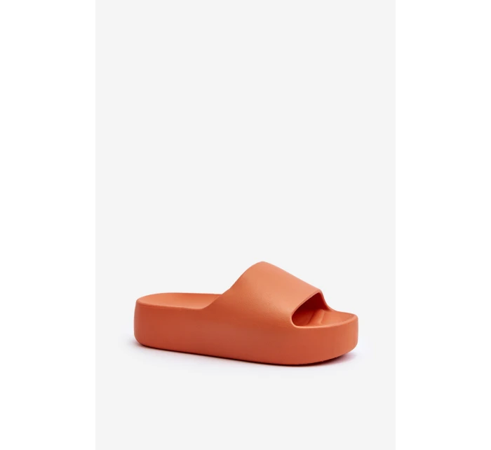 Dámské žabky na tlusté podrážce oranžové model 21649917 - Boto Dámské žabky na tlusté podrážce oranžové model 21649917 - Boto