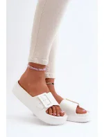 Dámské pěnové pantofle na platformě Big Star - bílá