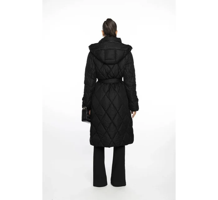 Černá dlouhá prošívaná zimní bunda s kapucí model 21247590 - Ann Gissy