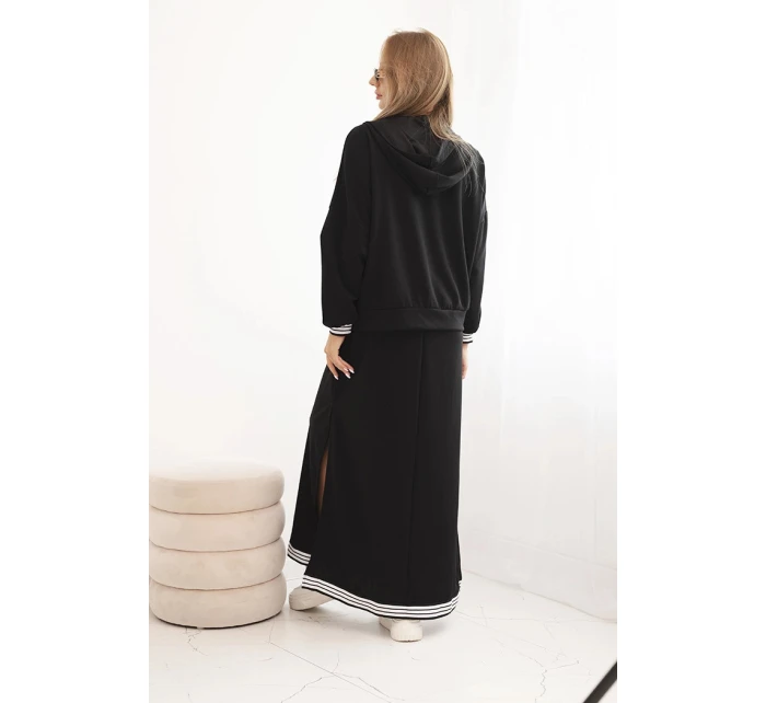 Dámská souprava z viskózy s rozepínací mikinou a dlouhou sukní černá Dámská souprava z viskózy s rozepínací mikinou a dlouhou sukní černá