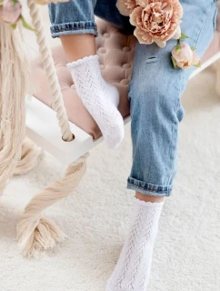 Dětské ažurové ponožky – bílé