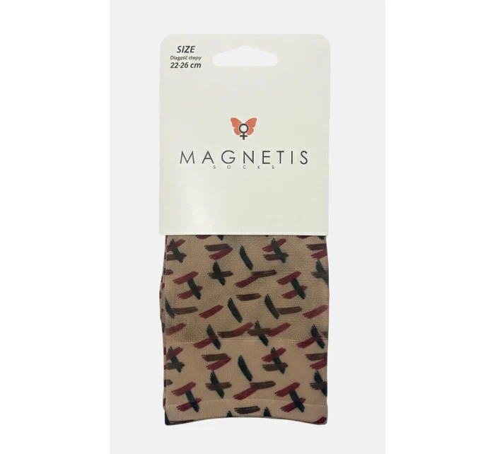 Dámské vzorované ponožky model 7465057 20 den - Magnetis Dámské vzorované ponožky model 7465057 20 den - Magnetis