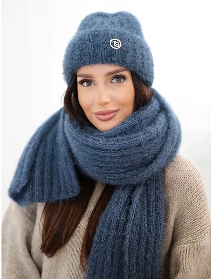 Dámský komplet čepice a z měkké příze džíny model 22554881 - K-Fashion Dámský komplet čepice a z měkké příze džíny model 22554881 - K-Fashion