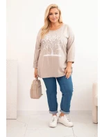 Dámská blůza Plus Size bavlněná s potiskem model 21321840 béžová - K-Fashion Dámská blůza Plus Size bavlněná s potiskem model 21321840 béžová - K-Fashion