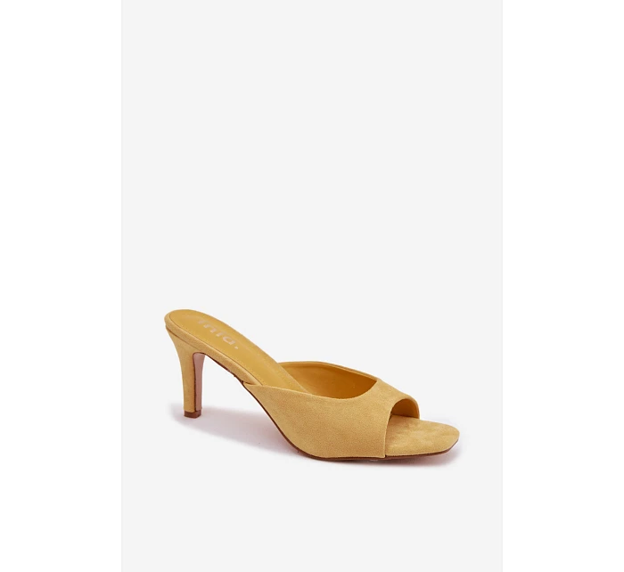 Dámské pantofle na podpatku Žluté model 22092050 - Boto
