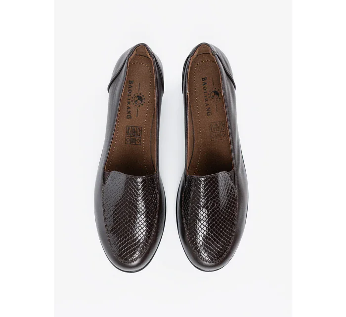 Krásné hnědé dámské  polobotky na klínku