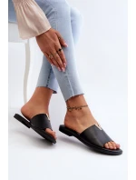 Dámské sandály z ekokože na ploché černé model 21657853 - EVENTO Dámské sandály z ekokože na ploché černé model 21657853 - EVENTO