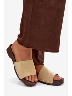 Dámské žabky se zlatými sponami Žluté model 21918754 - Boto Dámské žabky se zlatými sponami Žluté model 21918754 - Boto