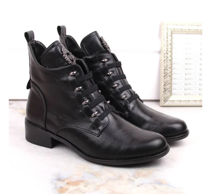 Ploché zateplené boty na podpatku Jezzi W JEZ412A černá Ploché zateplené boty na podpatku Jezzi W JEZ412A černá