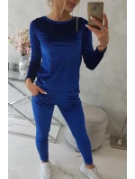 Velurová souprava s řasením na zadní straně chrpově modrá