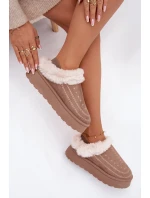 Dámské sněhule na platformě s kožíškem a dekorativním prošíváním – tmavě béžové Arelina Dámské sněhule na platformě s kožíškem a dekorativním prošíváním – tmavě béžové Arelina