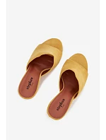 Dámské pantofle na z eko semiše žluté model 21918740 - Boto