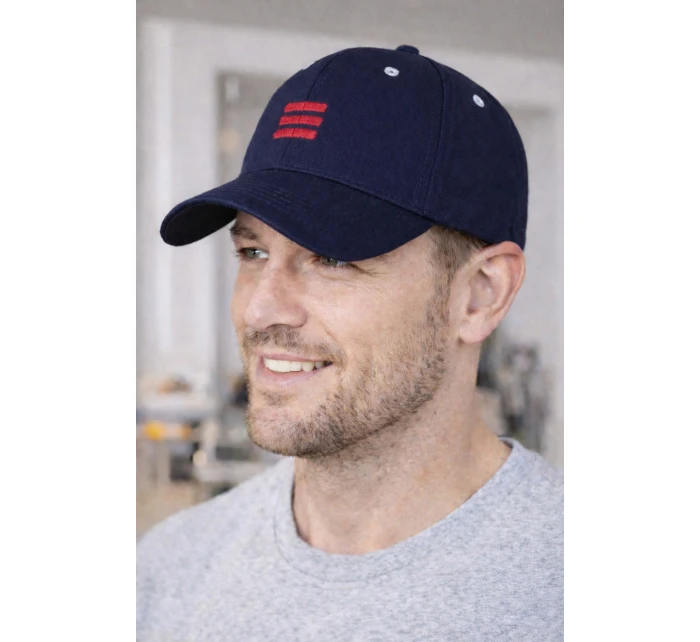 CZAPKA Z DASZKIEM CD056