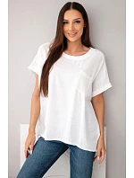 Dámská bavlněná oversize halenka s kapsou a model 22214673 bílá - K-Fashion Dámská bavlněná oversize halenka s kapsou a model 22214673 bílá - K-Fashion