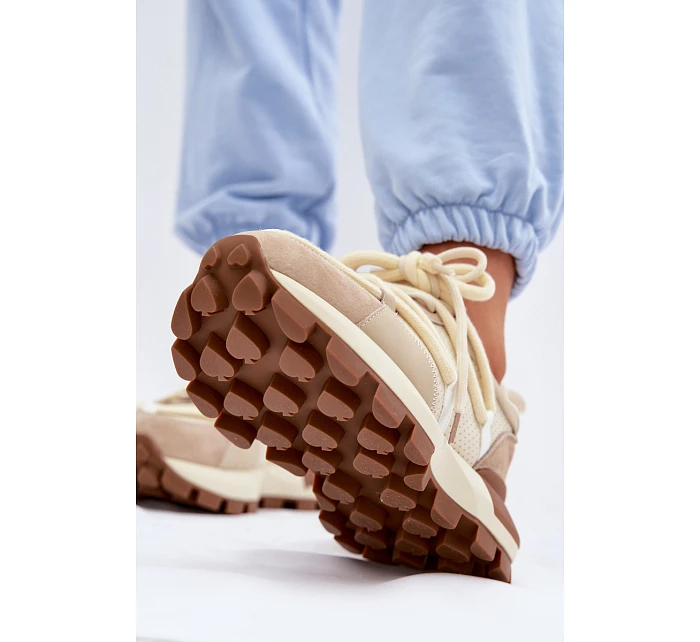 Kožené semišové dámské tenisky model 22095140 Béžové - Goe