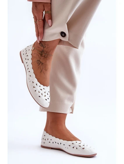 Dámské Lesklé Baleríny Bílé model 21625332 - EVENTO