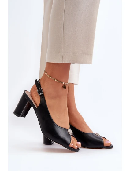Elegantní Sandály Na Podpatku S Ozdobou Černé Trasea