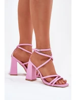 Dámské sandály na podpatku s pásky růžové model 21698669 - Boto Dámské sandály na podpatku s pásky růžové model 21698669 - Boto