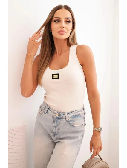 Dámská pruhovaná top na ramínkách s ozdobnou nášivkou béžová Dámská pruhovaná top na ramínkách s ozdobnou nášivkou béžová