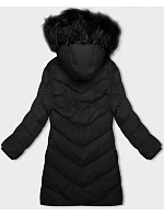 Černá dámská zimní bunda s kapucí model 21246187 - J.STYLE Černá dámská zimní bunda s kapucí model 21246187 - J.STYLE