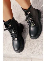 Eko Kožené Kotníkové Boty Workery Dámské S Přívěsky Černé Rianael Eko Kožené Kotníkové Boty Workery Dámské S Přívěsky Černé Rianael