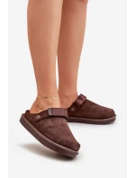 Zateplené dámské pantofle na platformě čokoládové model 21680700 - Boto Zateplené dámské pantofle na platformě čokoládové model 21680700 - Boto