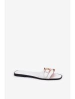 Ploché Dámské Pantofle Se Zlatou Přezkou Bílé model 21689698 - Boto Ploché Dámské Pantofle Se Zlatou Přezkou Bílé model 21689698 - Boto