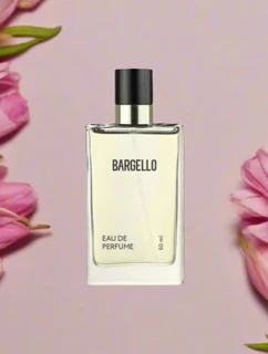 Dámské parfém 134 s květinově-orientální vůní s jasmínem a pižmem 50 ml barevný