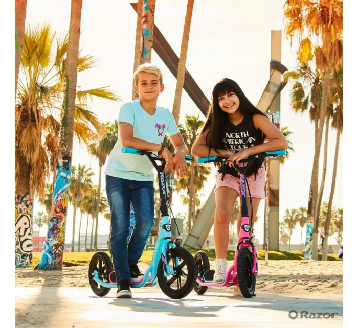 Skútr Razor Flashback Blue