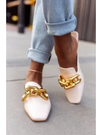 Dámské Nazouváky S řetízkem Béžové model 21549937 On Me - Boto Dámské Nazouváky S řetízkem Béžové model 21549937 On Me - Boto