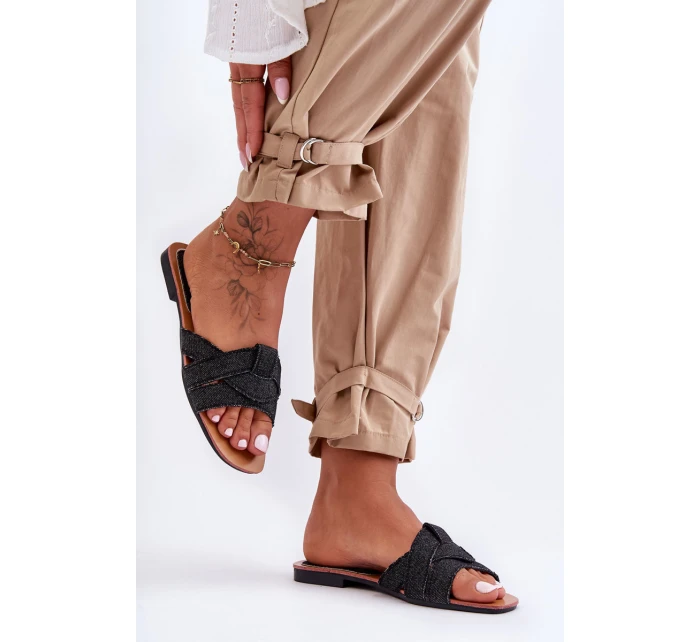 Dámské materiálové sandály černé Aversa