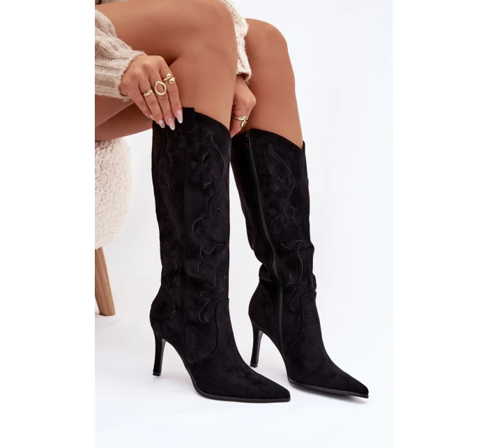 Dámské kozačky na podpatku – „kovbojky“ z eko‑semiše Belonia (černé) Dámské kozačky na podpatku – „kovbojky“ z eko‑semiše Belonia (černé)