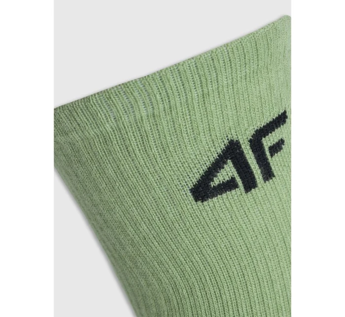 Chlapecké kotníkové ponožky model 21437554 - 4F Chlapecké kotníkové ponožky model 21437554 - 4F