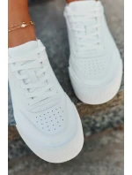 Nízké sneakersy z eko kůže Big Star RR274303 Bílé Nízké sneakersy z eko kůže Big Star RR274303 Bílé