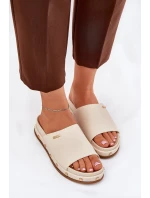 Dámské pantofle na platformě s cvočky Big Star – béžové Dámské pantofle na platformě s cvočky Big Star – béžové