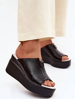 Bota na klínech  model 227430 Step in style