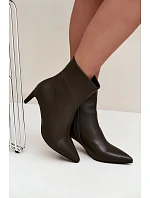 Dámské kotníkové boty na podpatku kůže tmavě zelené model 22349360 - Boto Dámské kotníkové boty na podpatku kůže tmavě zelené model 22349360 - Boto