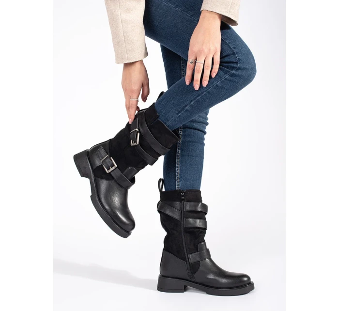 Krásné dámské kotníčkové boty černé na širokém podpatku Krásné dámské kotníčkové boty černé na širokém podpatku