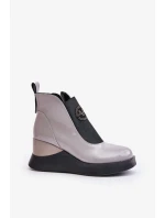 Boty na klínovém podpatku model 201547 Step in style Boty na klínovém podpatku model 201547 Step in style