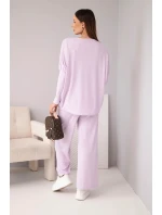 Dámská souprava z viskózy s volnou blůzou a kalhotami světle fialová