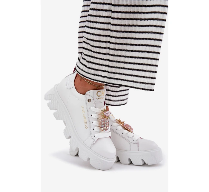 Kožené tenisky s ozdobnou broží ananas CheBello 4651 bílé