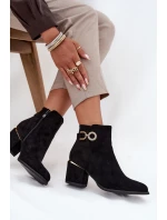 Zateplené dámské kotníkové boty se zlatými detaily na podpatku černé Dorisse