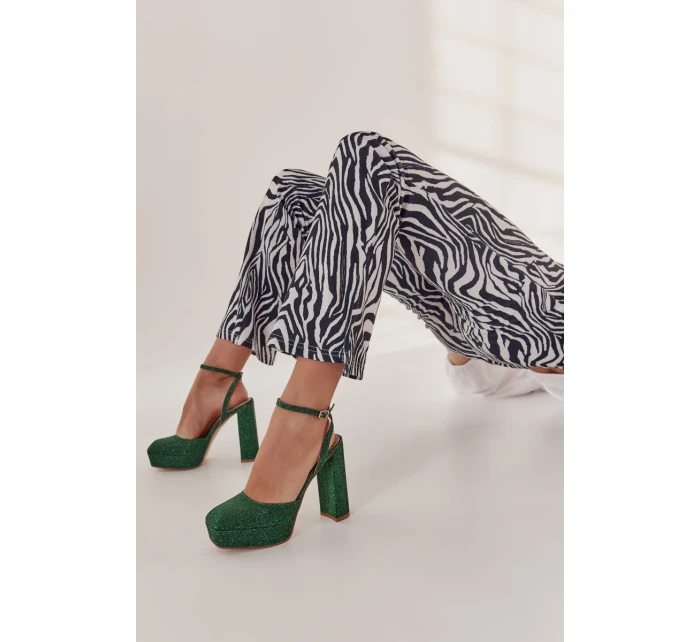 Dámské sandály třpytivé na podpatku model 21597005 - Boto Dámské sandály třpytivé na podpatku model 21597005 - Boto