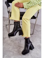 Dámské kozačky na  se zipem černá model 21595111 - Boto