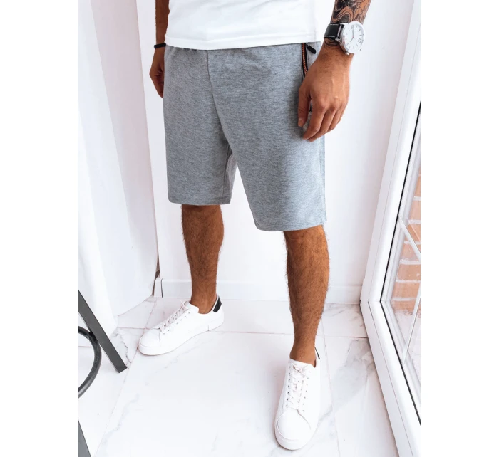 Pánské světle šedé teplákové kraťasy Dstreet model 21968973 - FashionStreet
