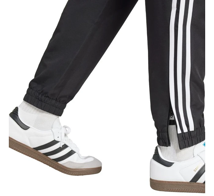 Kalhoty adidas Tiro 25 Essentials Woven M JC5445