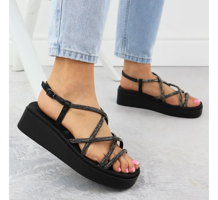 Dámské sandály na se zirkony černé model 21905027 - FILIPPO Dámské sandály na se zirkony černé model 21905027 - FILIPPO