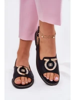 Elegantní Sandály S Dekorací Na Plochém Podpatku model 21698178 Černé - S.Barski